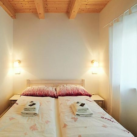 Apartmany Habanska, Cely Dum Pouzdrany Luaran gambar