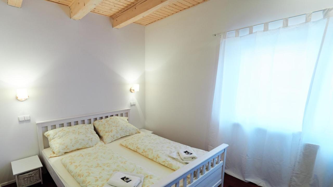 Apartmany Habanska, Cely Dum Pouzdrany Luaran gambar